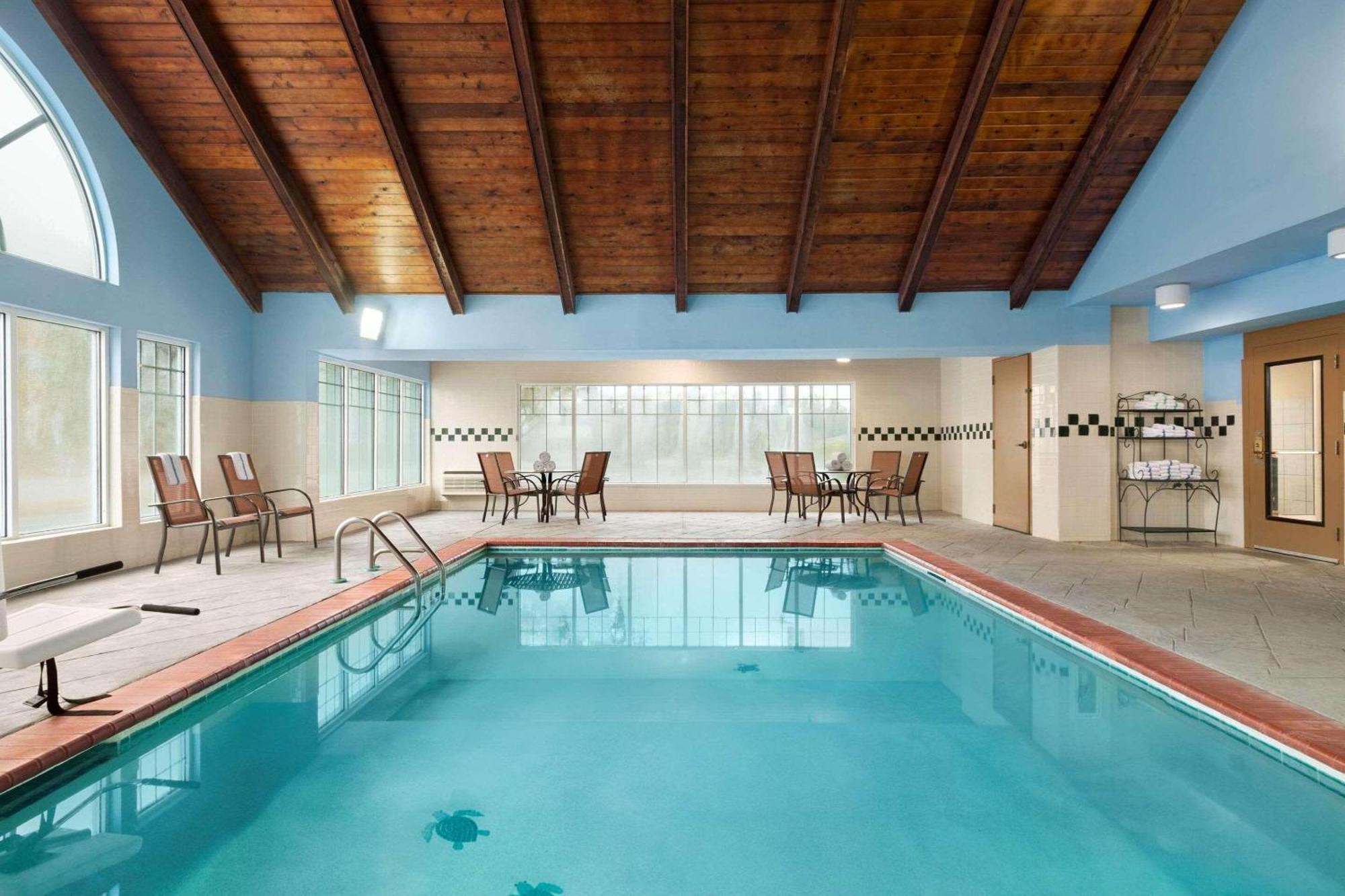 פורט וונטוורת' Country Inn & Suites By Radisson, Savannah I-95 North, Ga מראה חיצוני תמונה