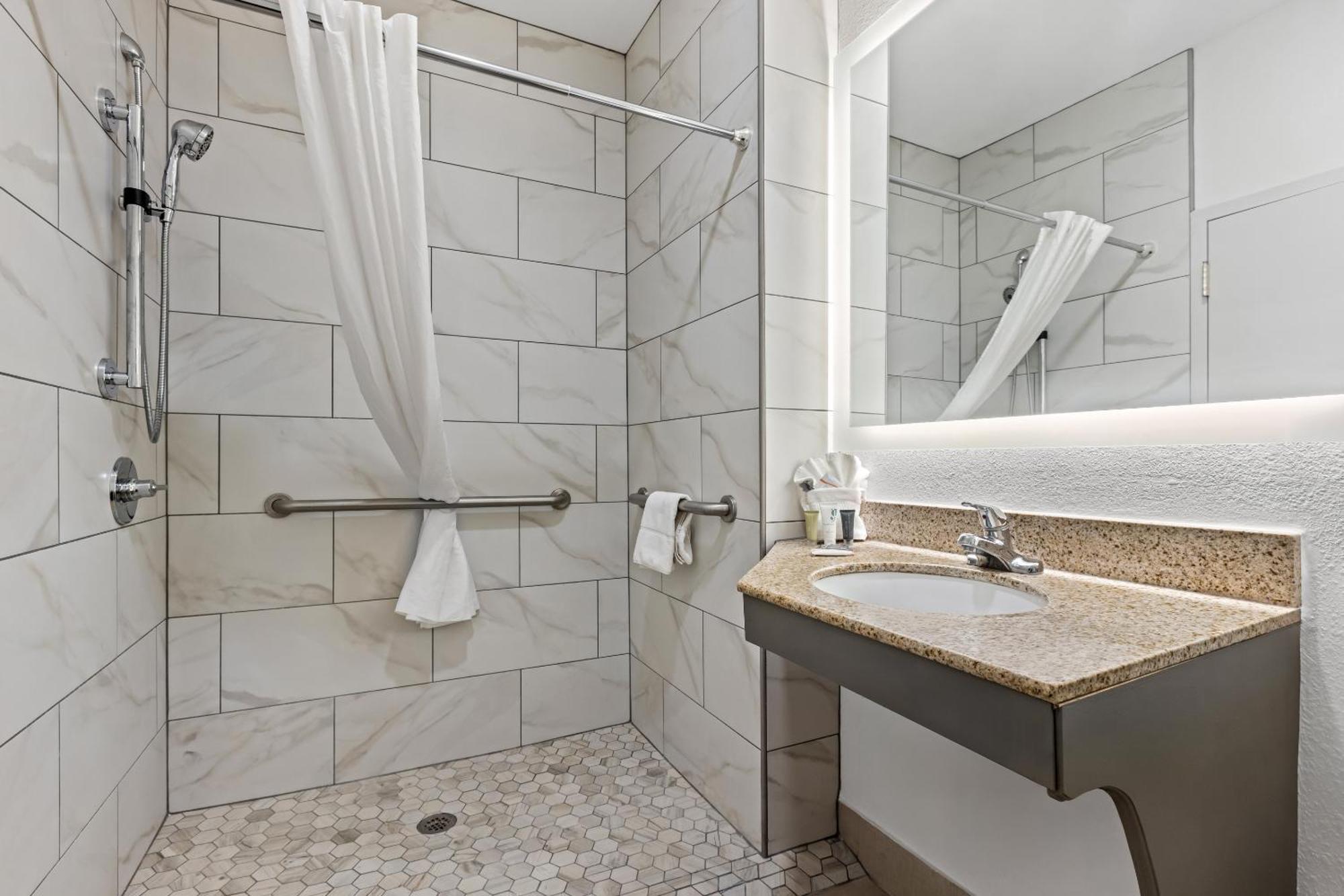 פורט וונטוורת' Country Inn & Suites By Radisson, Savannah I-95 North, Ga מראה חיצוני תמונה